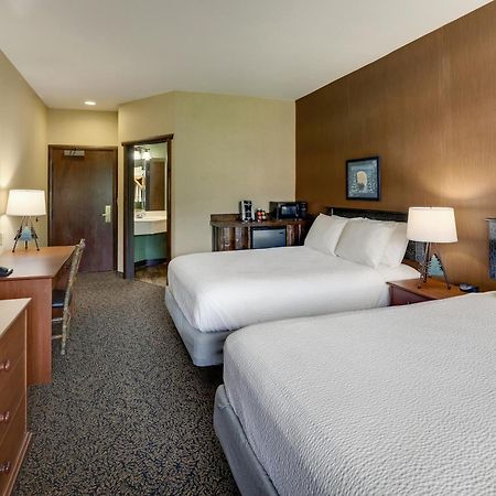 Stoney Creek Hotel Columbia Exterior photo