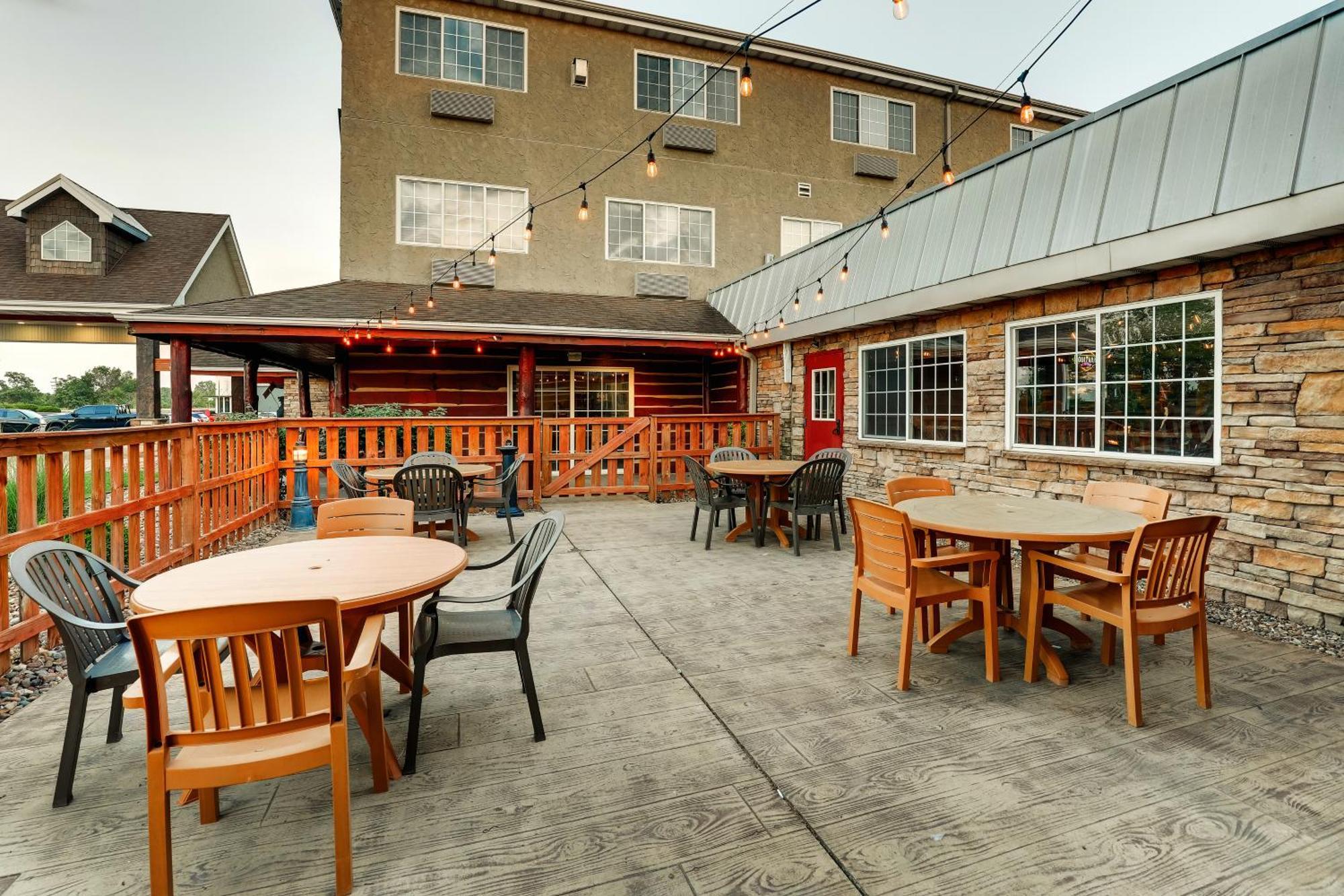 Stoney Creek Hotel Columbia Exterior photo